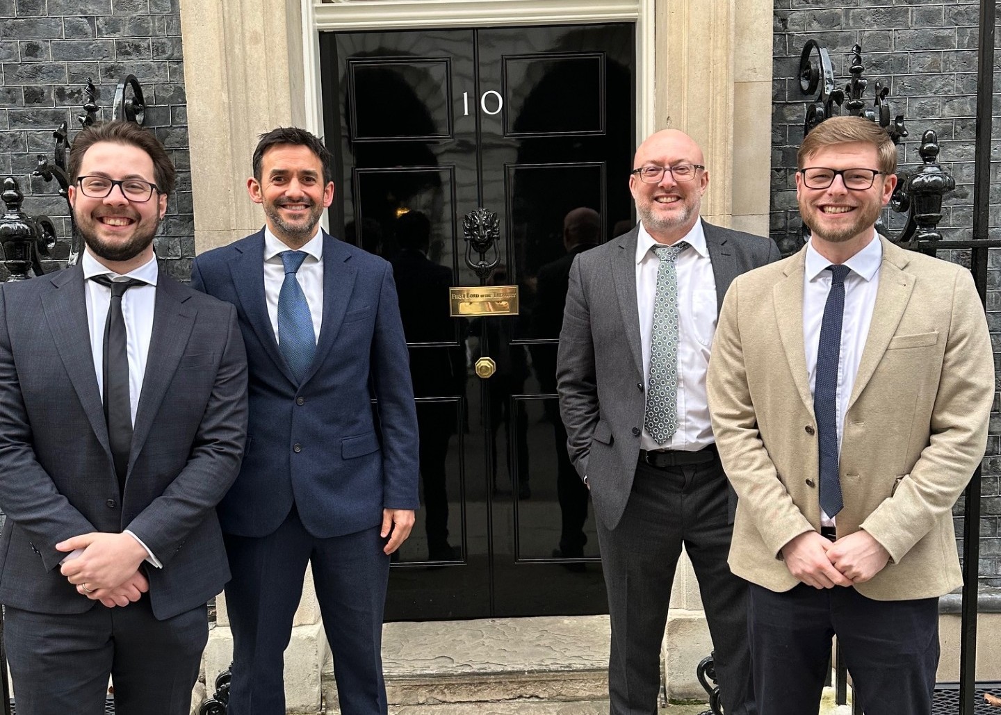 59A70e2e B3f5 4C0d Bc0e F01428d1ed23 Copy