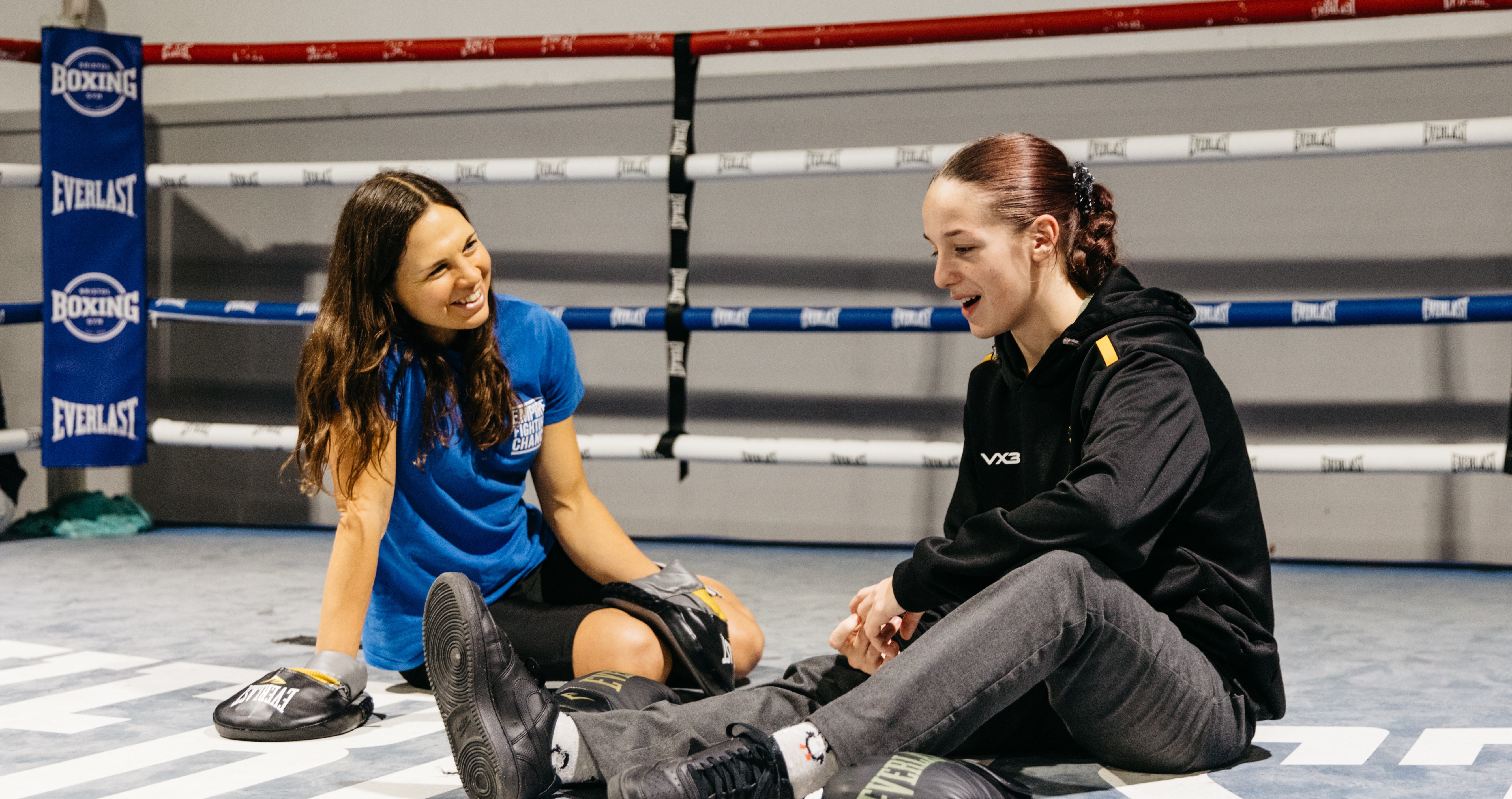 3V2a3867photoshop Reedit (1)