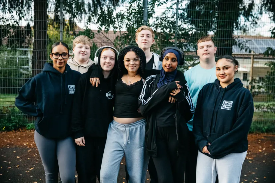 3V2a1057photoshop Reedit