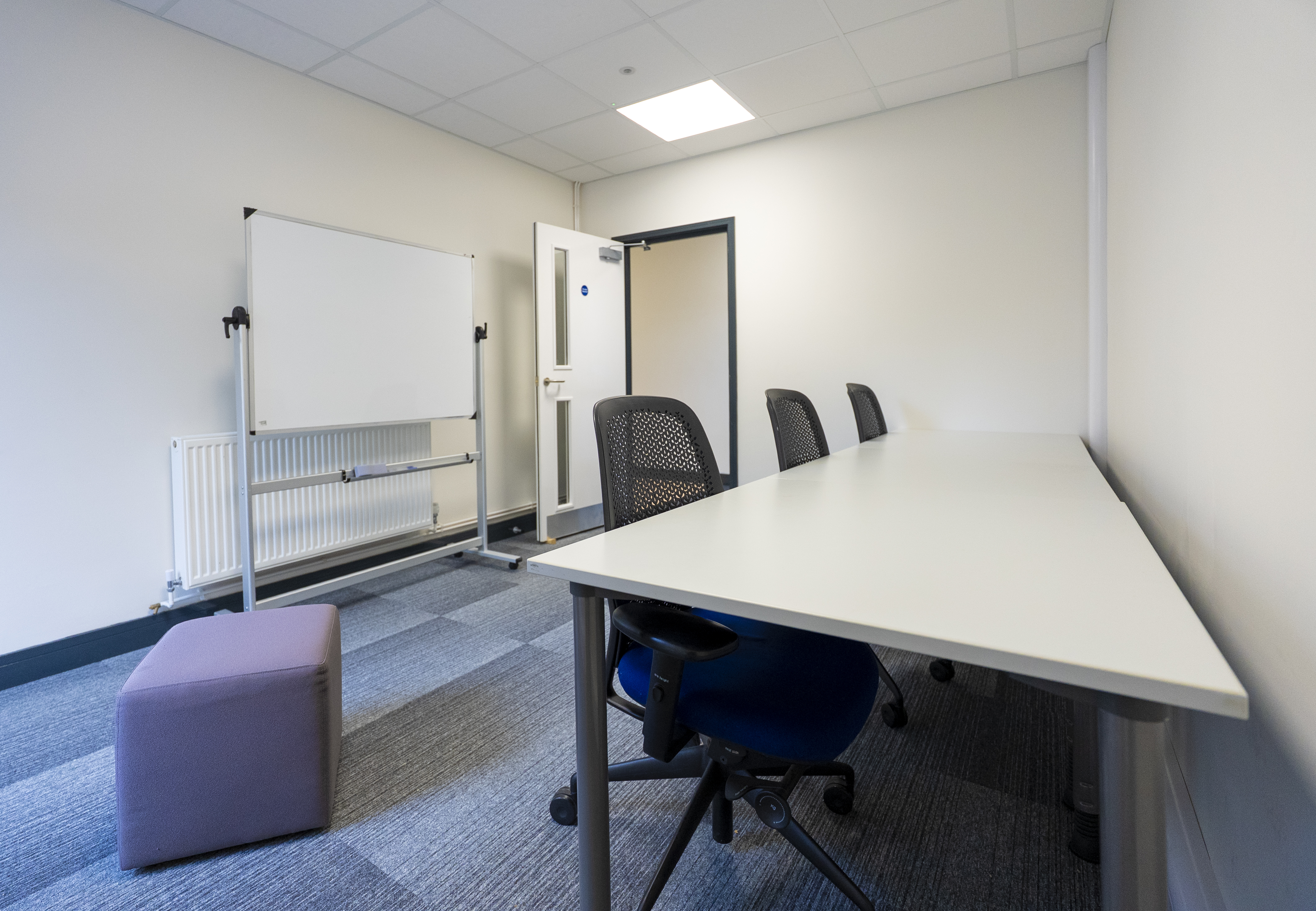 LEISURE EMPIRE FIGHTING CHANCE Bristol Sep25dsc05571