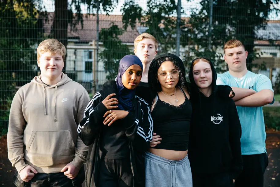 3V2a1020photoshop Reedit