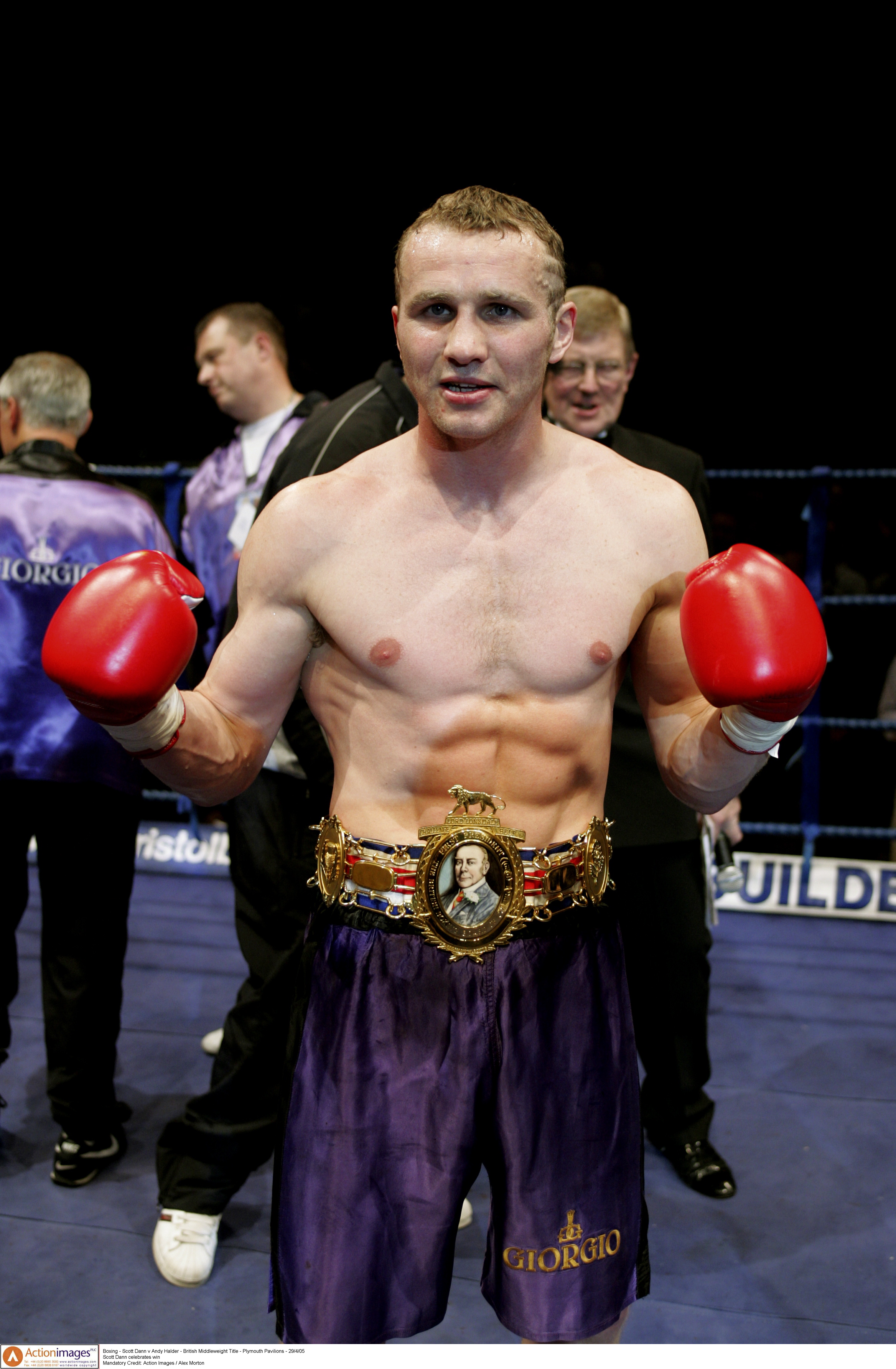 Scott Dann Champion (1)