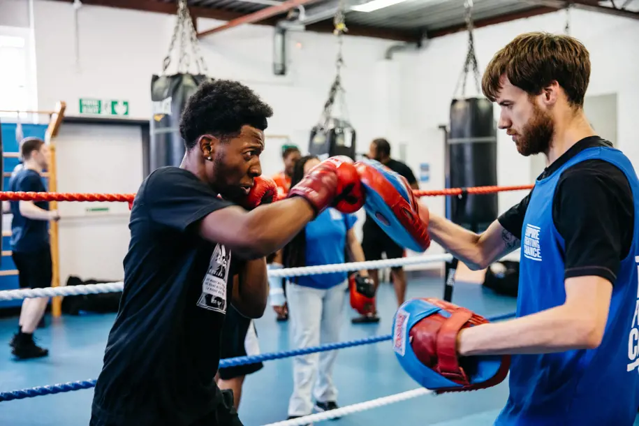 3V2a2746photoshop Reedit